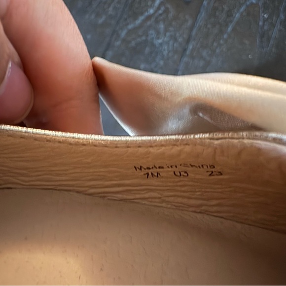 Jack Rogers Women's‎ Debra Slingback Kitten Heel Pumps in Platinum Napa Size 7M - Picture 12 of 12